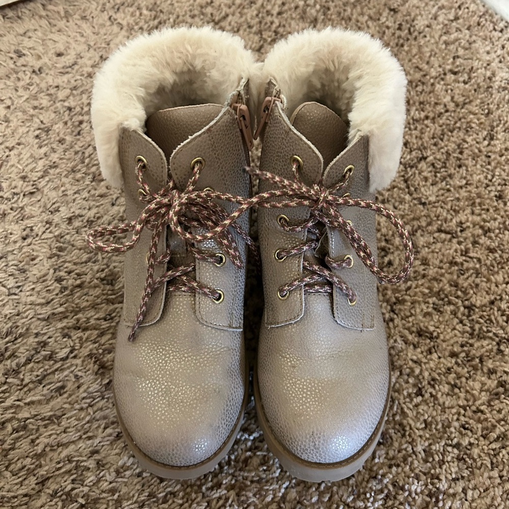 Very Cherry Fur Fall/Winter Boots with sparkles, glitter, and fur.